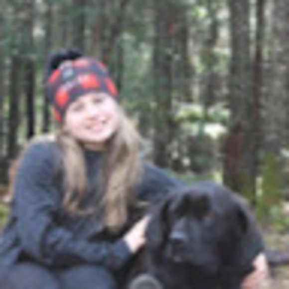 Meet your Posher, Anabelle - Picture 1 of 1